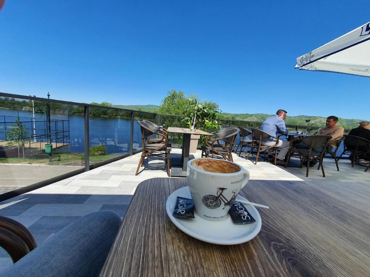 Andjelka A26 Lägenhet Veliko Gradište Exteriör bild