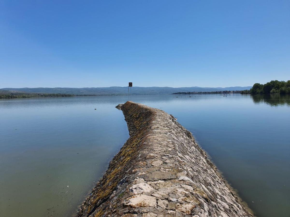 Andjelka A26 Lägenhet Veliko Gradište Exteriör bild