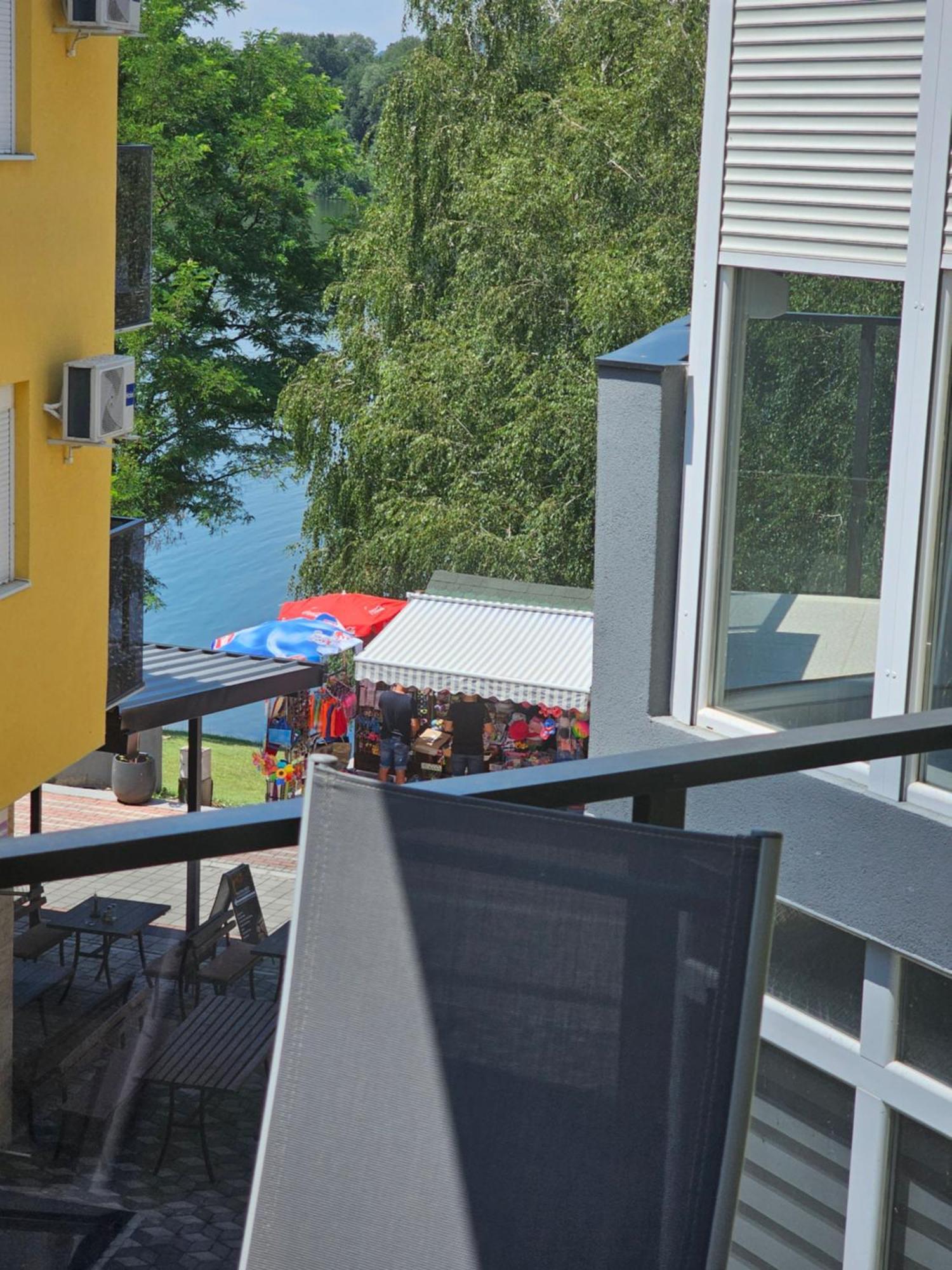 Andjelka A26 Lägenhet Veliko Gradište Exteriör bild
